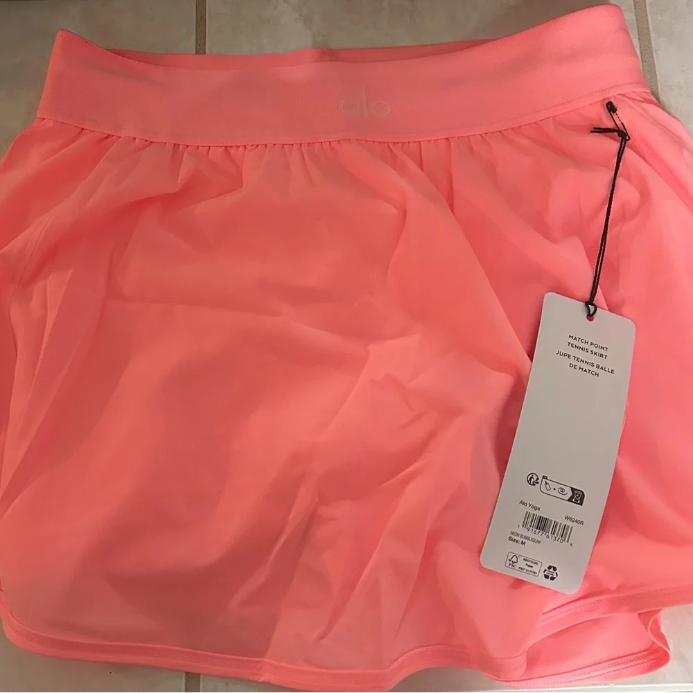 ALO Yoga Bubblegum Pink Skirt